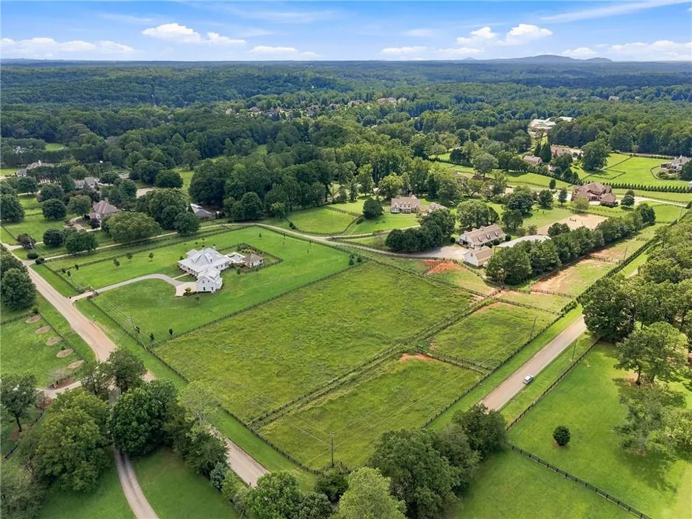 13798 Brittle Road Milton, GA 30004