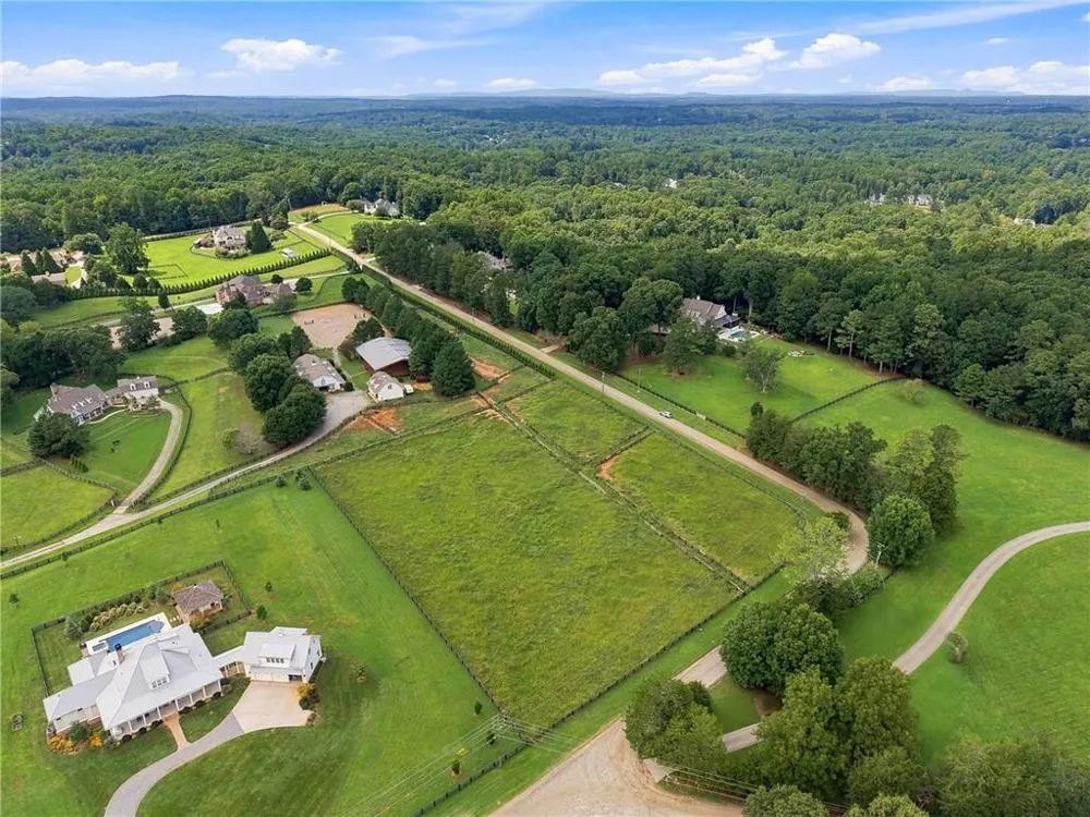 13798 Brittle Road Milton, GA 30004