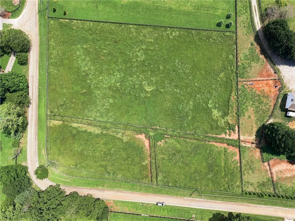 13798 Brittle Road Milton, GA 30004