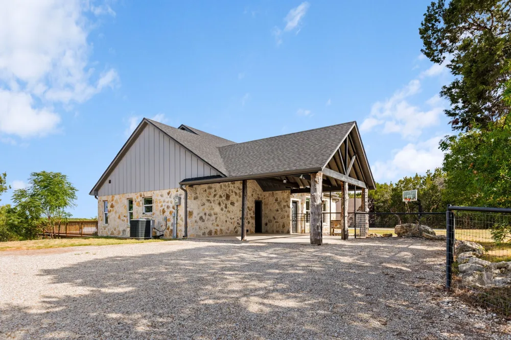 778 Rivercrest Road Valley Mills, TX 76689