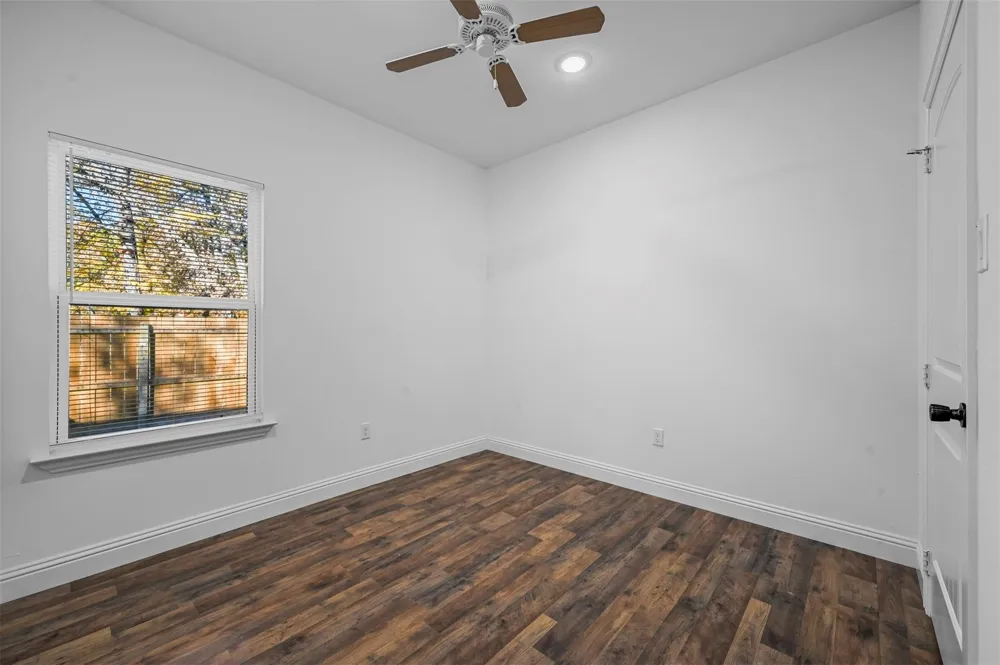 129 Arapaho Trail Mabank, TX 75156