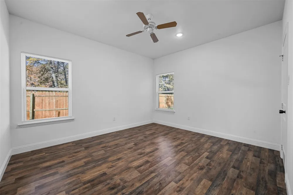 129 Arapaho Trail Mabank, TX 75156