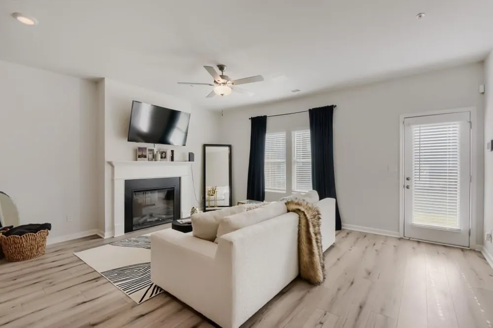 11694 Chatham Drive Hampton, GA 30228