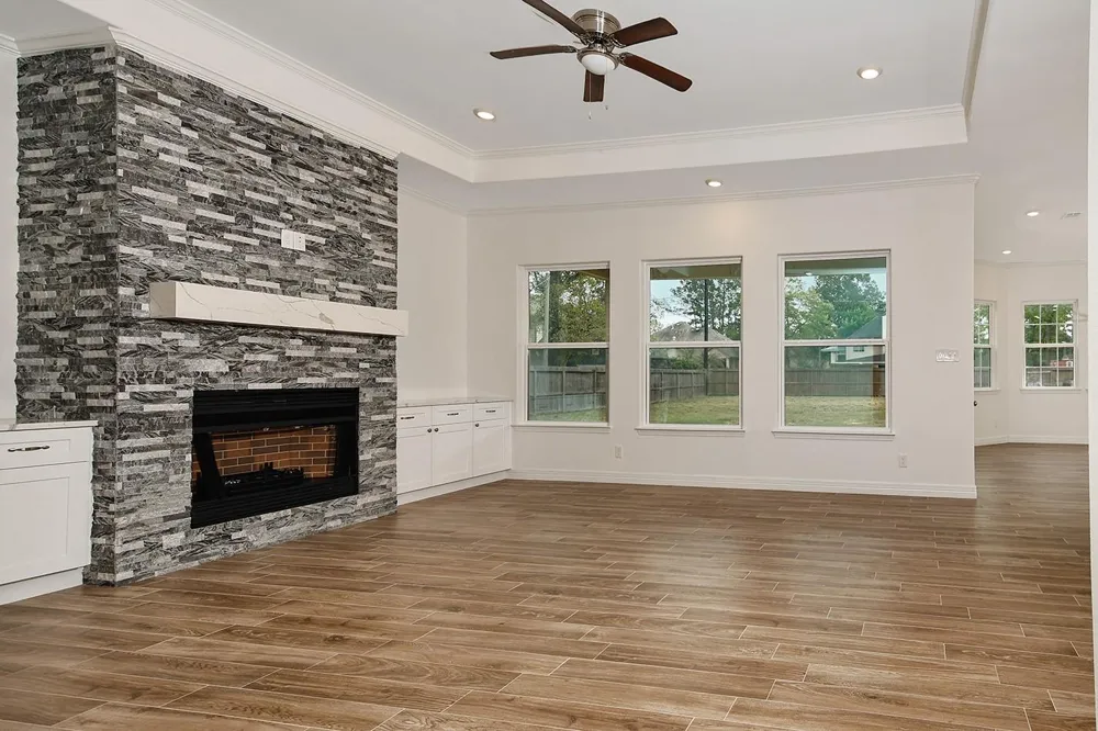 914 Box Elder Drive Magnolia, TX 77354