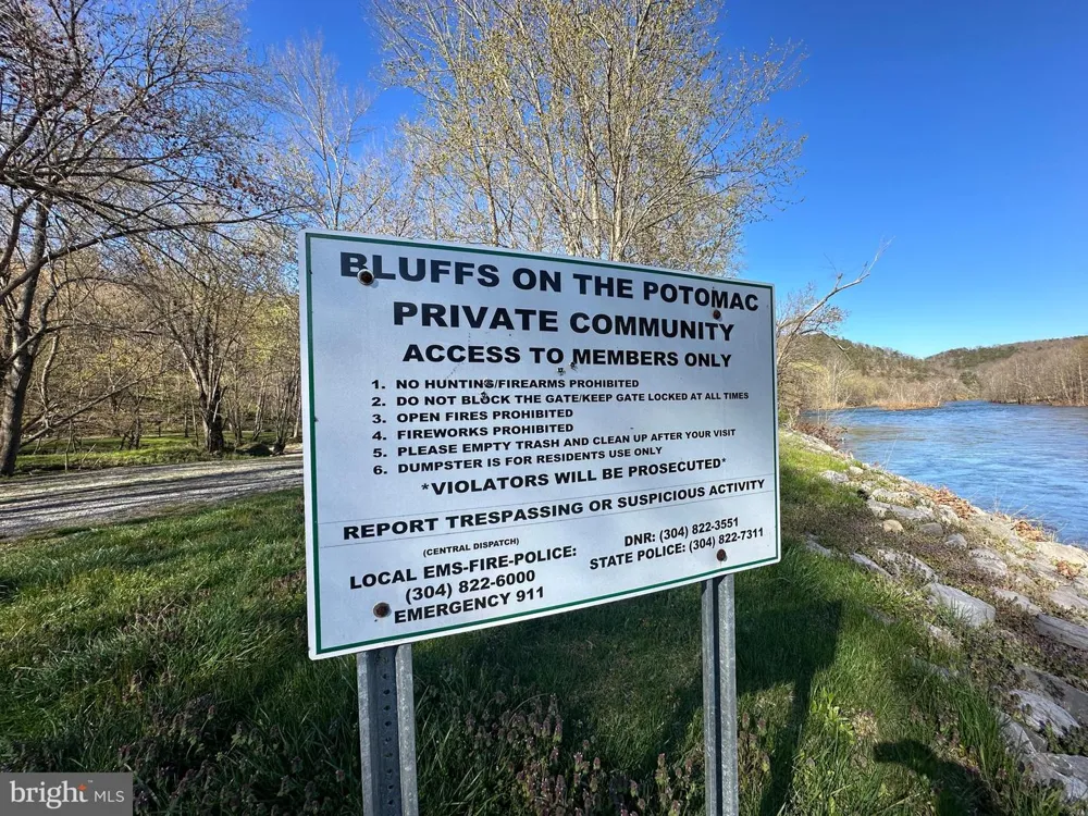 190 BLUFFS ON THE POTOMAC Romney, WV 26757