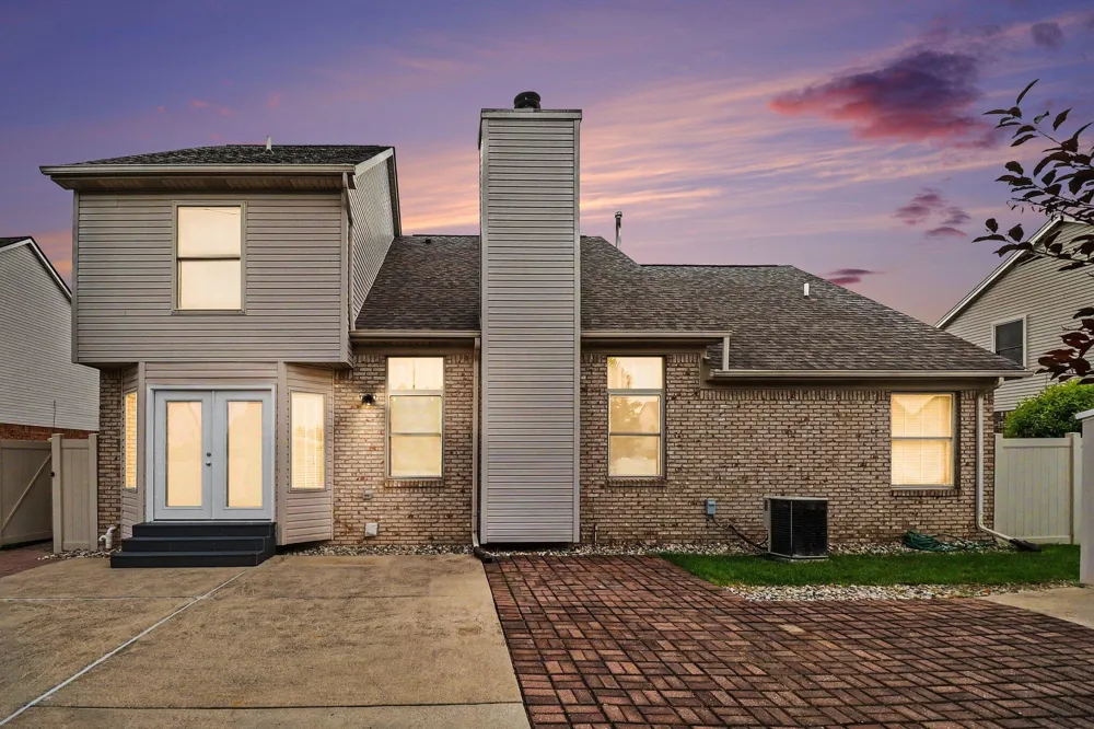24788 Foxmoor Boulevard Woodhaven, MI 48183