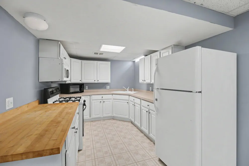 24788 Foxmoor Boulevard Woodhaven, MI 48183