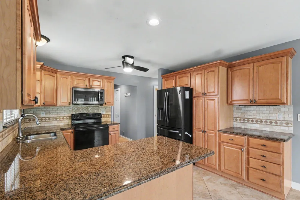 24788 Foxmoor Boulevard Woodhaven, MI 48183