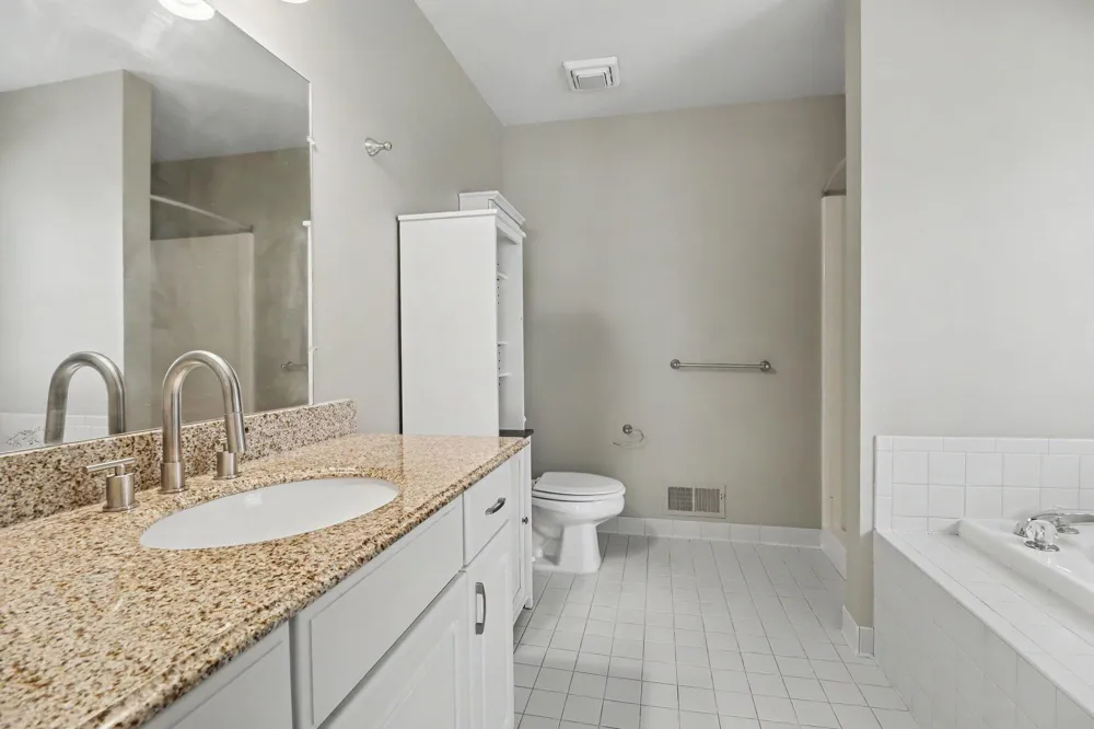 24788 Foxmoor Boulevard Woodhaven, MI 48183