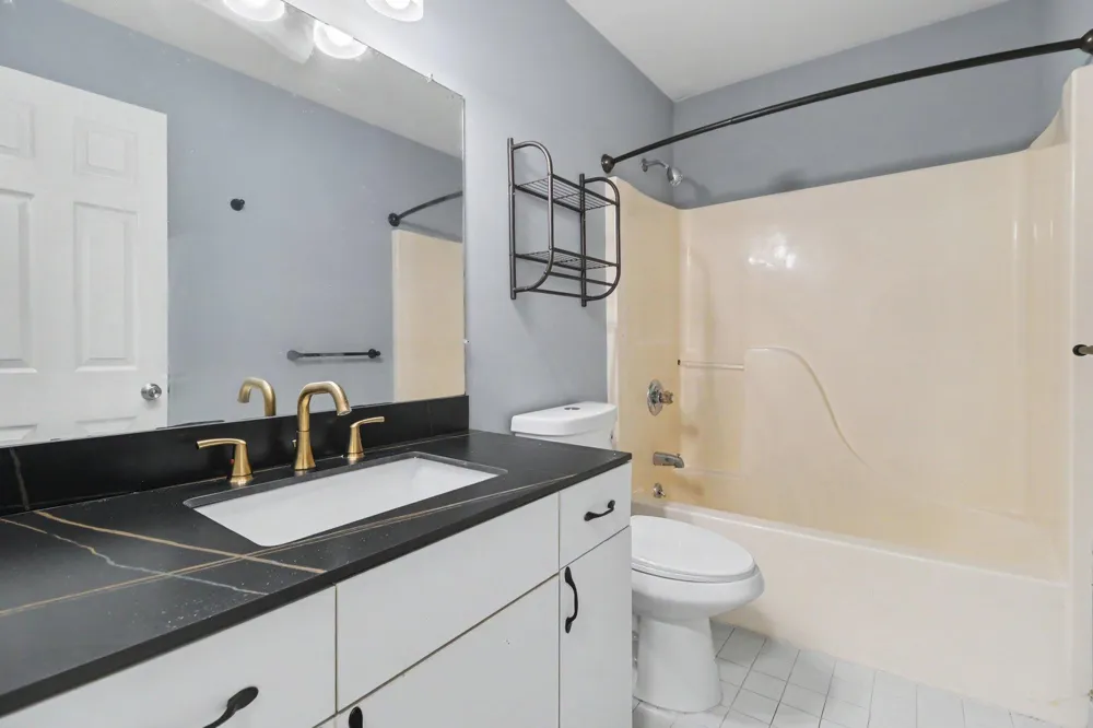 24788 Foxmoor Boulevard Woodhaven, MI 48183