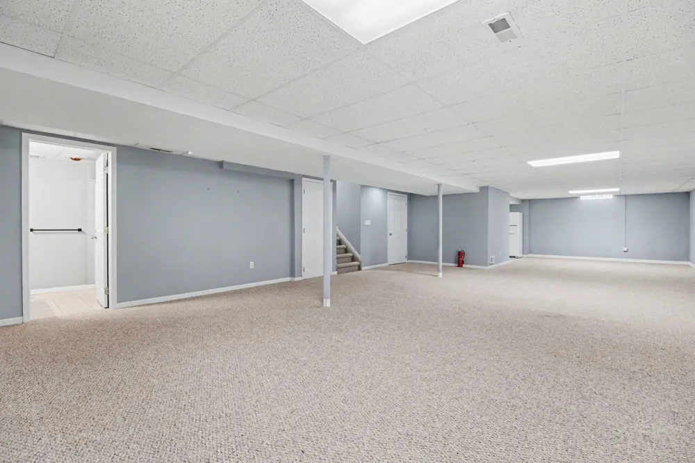 24788 Foxmoor Boulevard Woodhaven, MI 48183