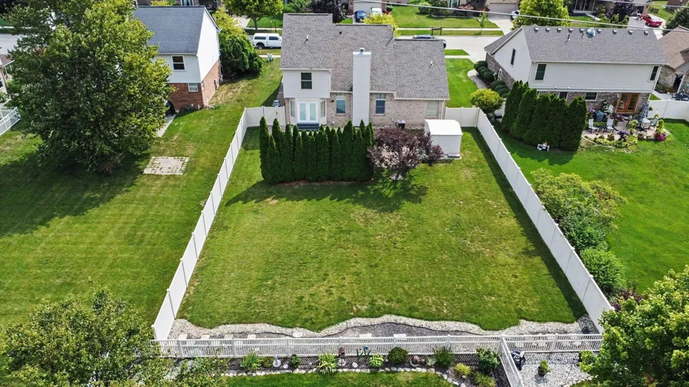 24788 Foxmoor Boulevard Woodhaven, MI 48183