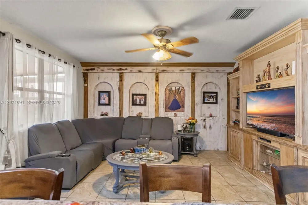 11625 SW 234th St Homestead, FL 33032