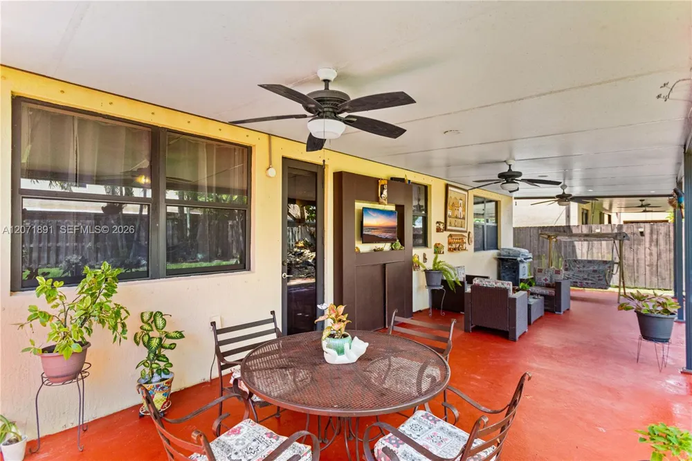 11625 SW 234th St Homestead, FL 33032