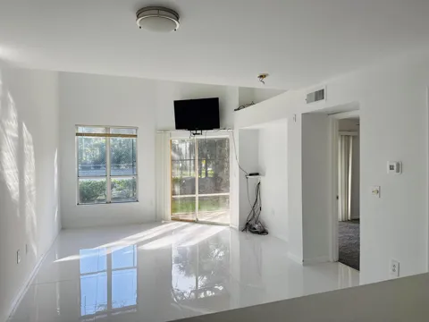 4791 Via Palm Lakes #1706