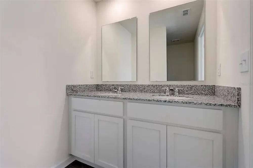 181 HILTON AVENUE NW Palm Bay, FL 32907