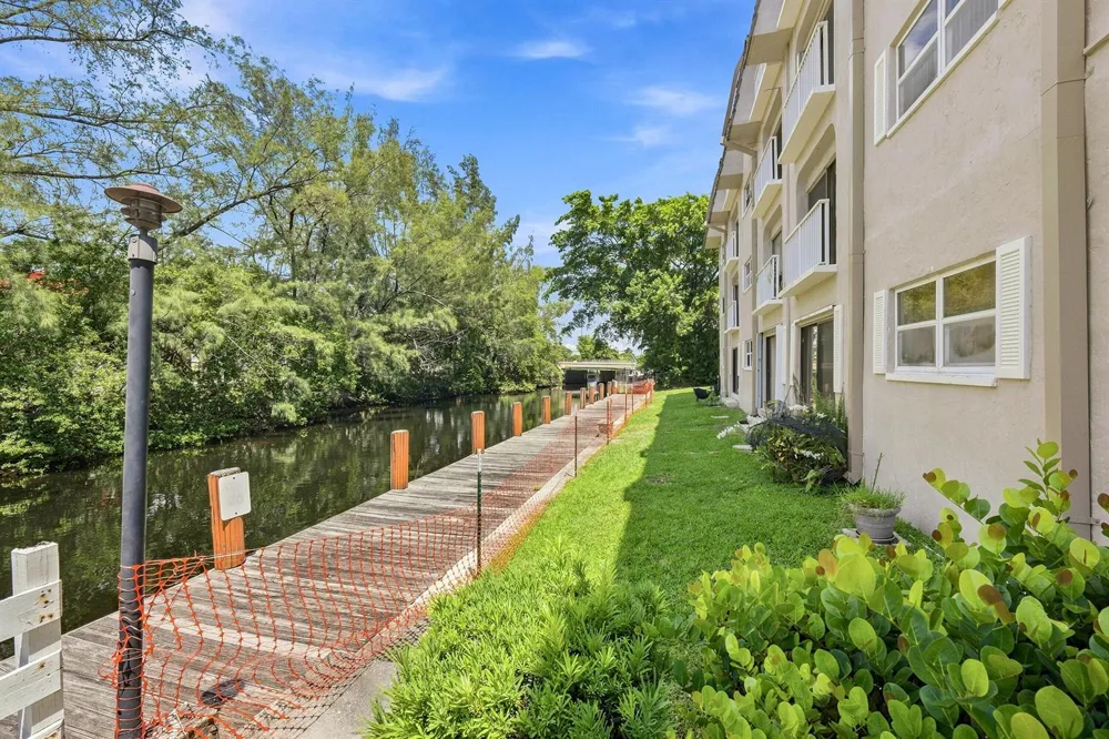 5951 NE 14th Lane #204N Fort Lauderdale, FL 33334