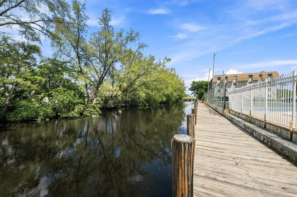 5951 NE 14th Lane #204N Fort Lauderdale, FL 33334