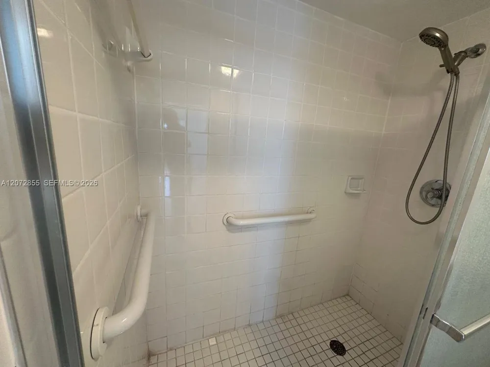 2003 SE 27th Dr #102-A Homestead, FL 33035