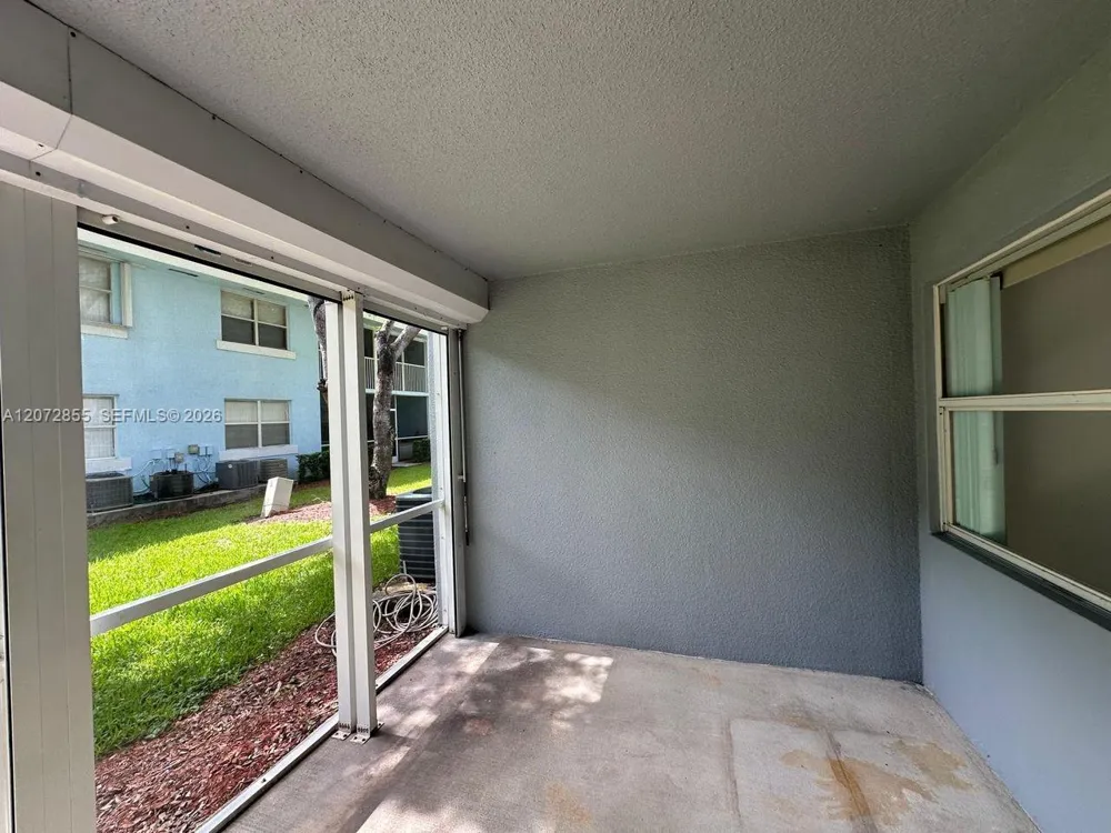 2003 SE 27th Dr #102-A Homestead, FL 33035