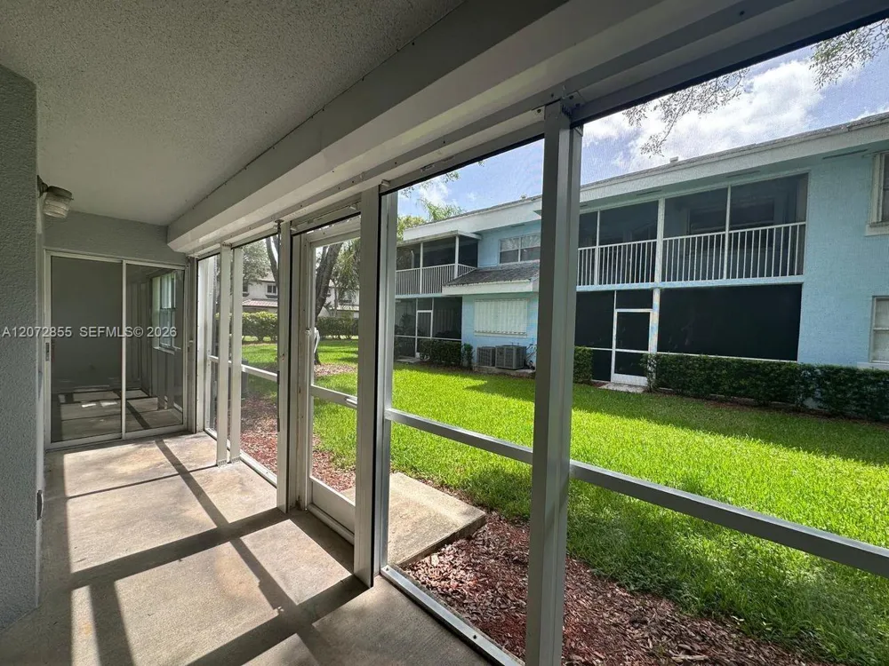 2003 SE 27th Dr #102-A Homestead, FL 33035