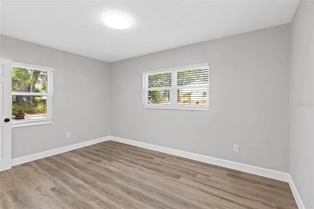 804 S EVERGREEN AVENUE Clearwater, FL 33756