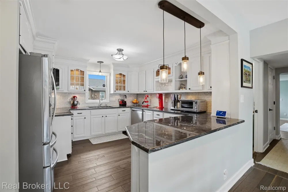 2299 Kingston Street White Lake Charter Township, MI 48386