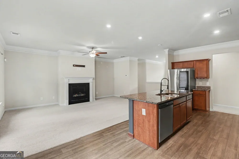 176 Malbone ST SW Cartersville, GA 30120