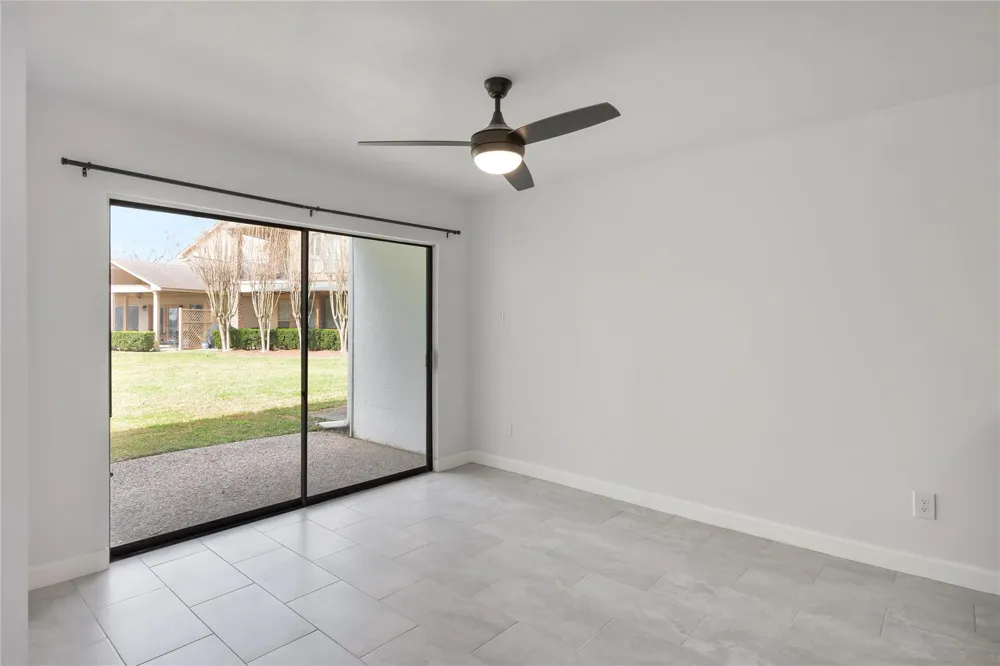1926 Clipper Court Willis, TX 77318