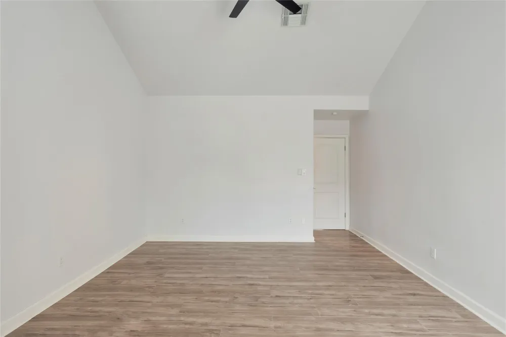 1926 Clipper Court Willis, TX 77318