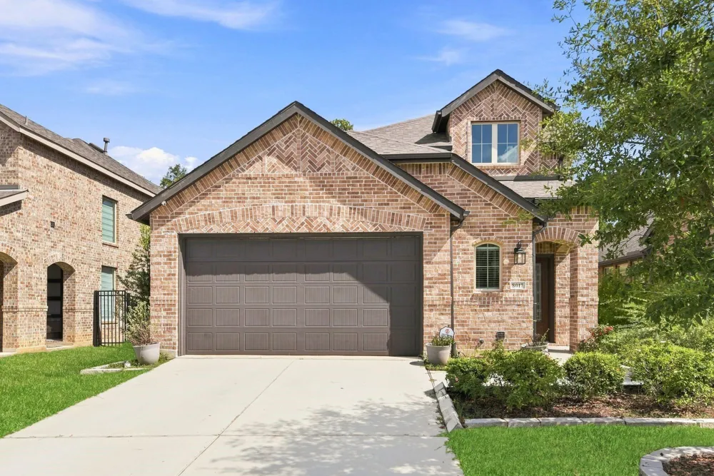 8017 Whisper Grove Drive Magnolia, TX 77354