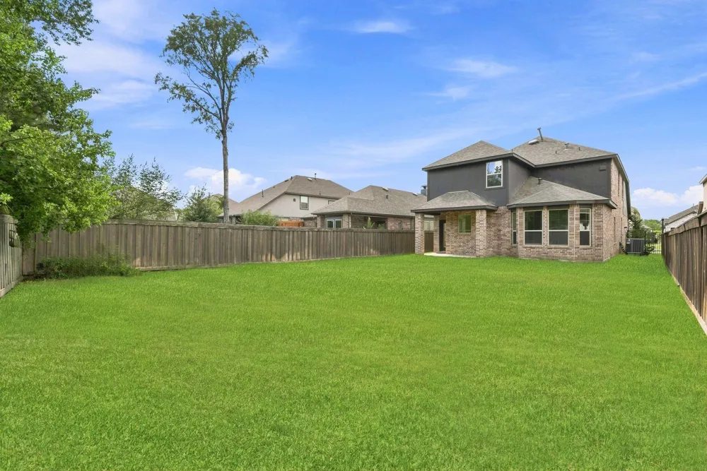 8017 Whisper Grove Drive Magnolia, TX 77354