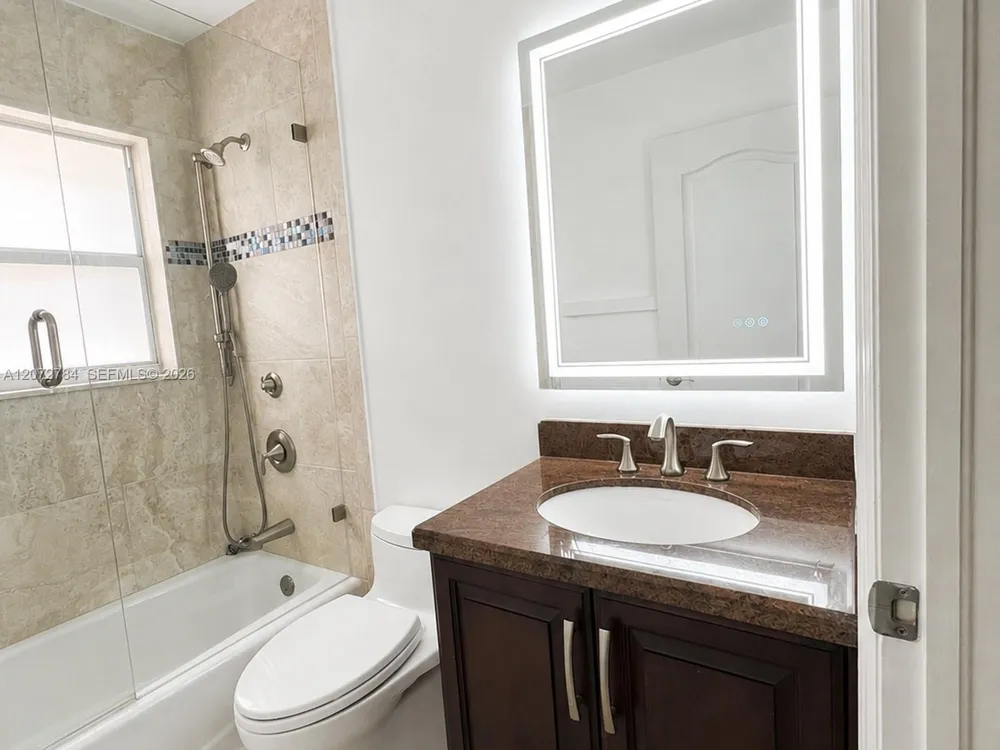 18724 SW 16th St Pembroke Pines, FL 33029