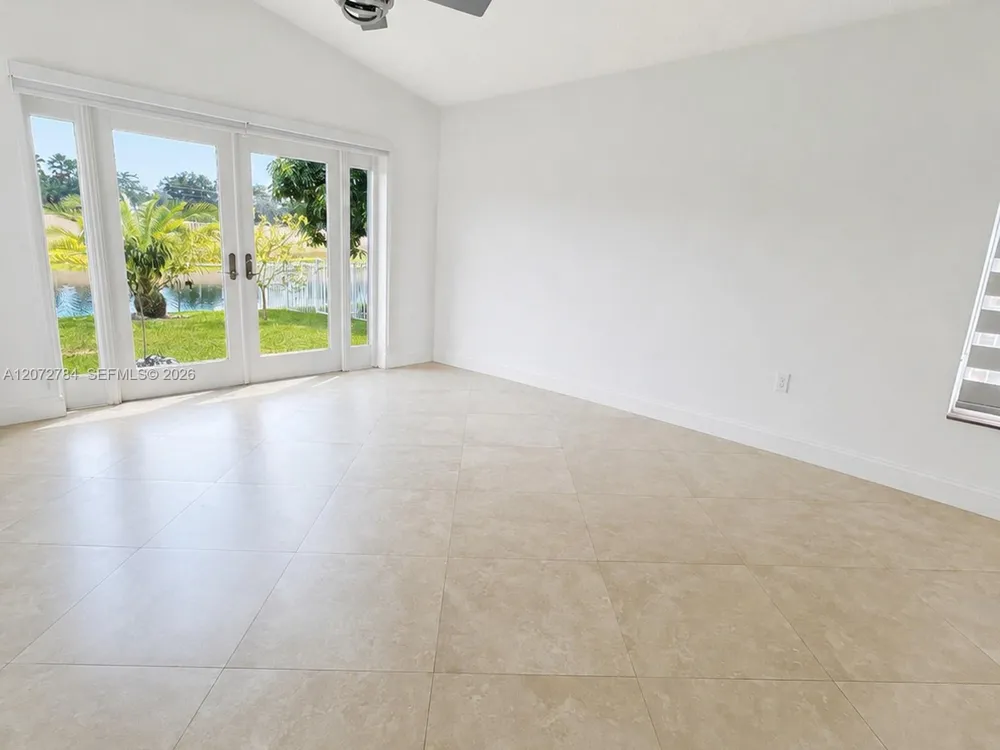 18724 SW 16th St Pembroke Pines, FL 33029