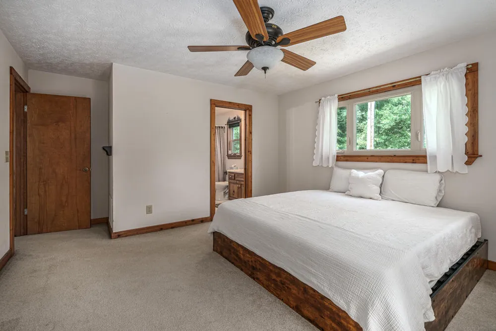 525 Beaver Ridge Road Murphy, NC 28906