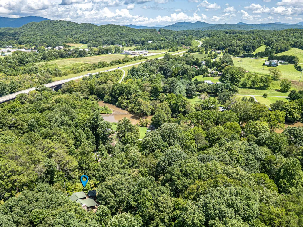 525 Beaver Ridge Road Murphy, NC 28906