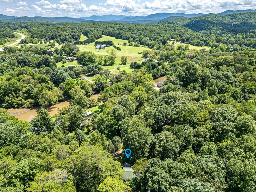 525 Beaver Ridge Road Murphy, NC 28906