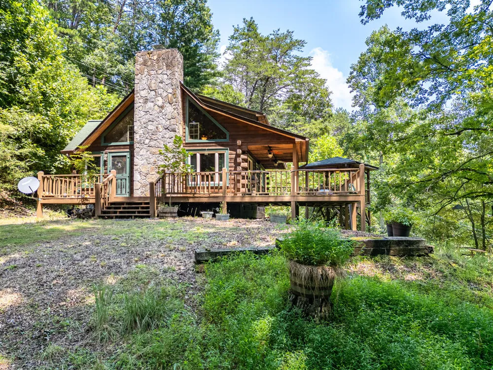 525 Beaver Ridge Road Murphy, NC 28906