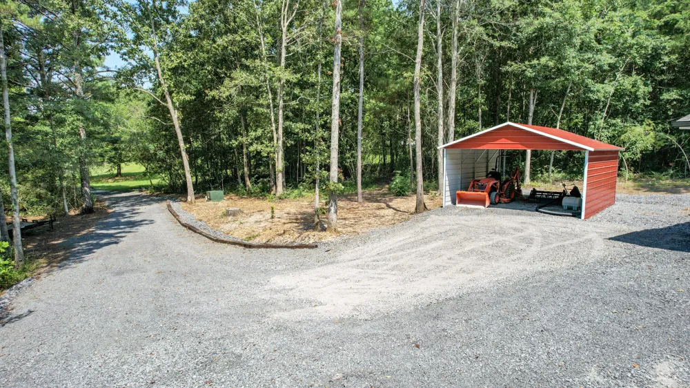 300 Mcclure Road Benton, TN 37307