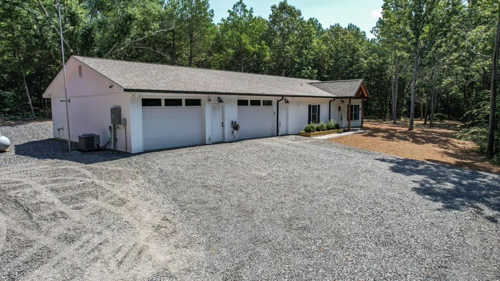 300 Mcclure Road Benton, TN 37307