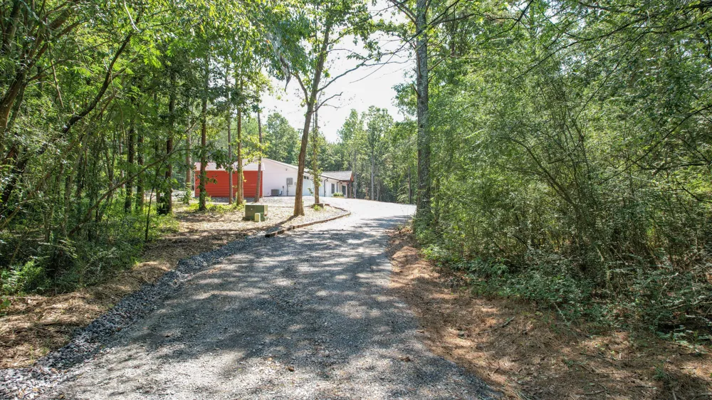 300 Mcclure Road Benton, TN 37307
