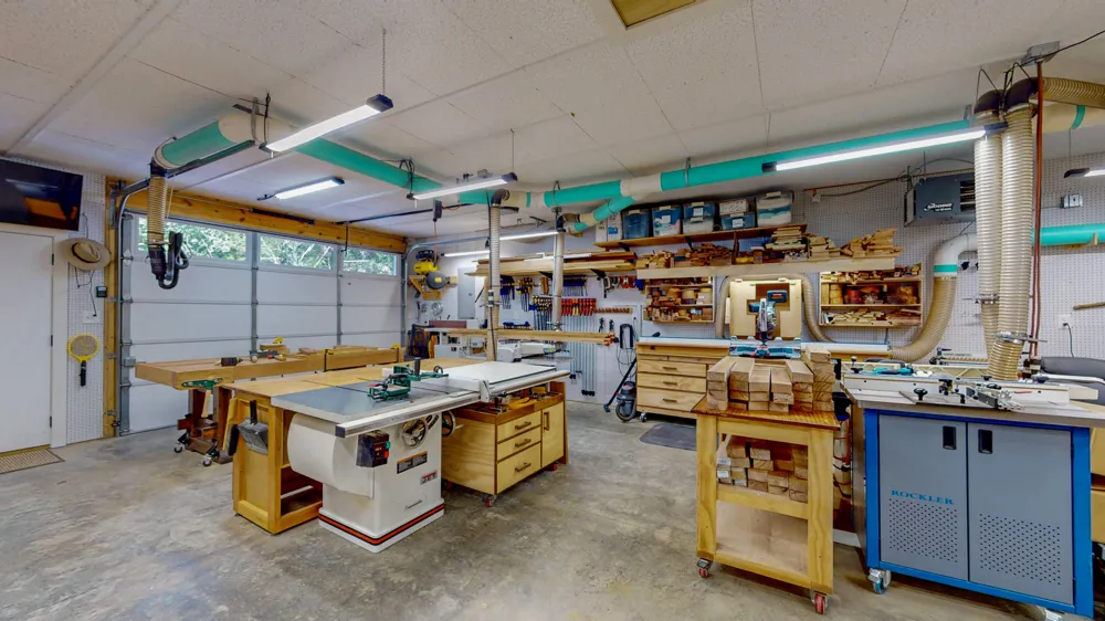 300 Mcclure Road Benton, TN 37307