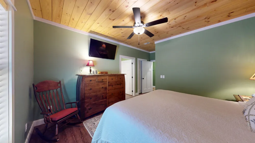 300 Mcclure Road Benton, TN 37307