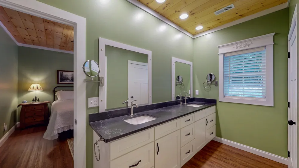 300 Mcclure Road Benton, TN 37307
