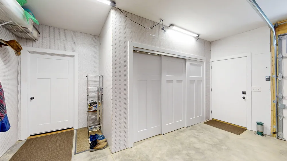 300 Mcclure Road Benton, TN 37307