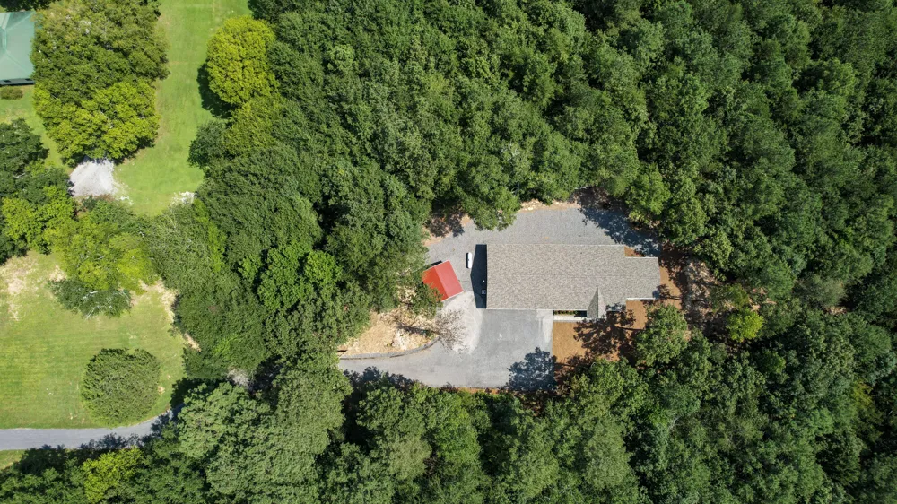 300 Mcclure Road Benton, TN 37307