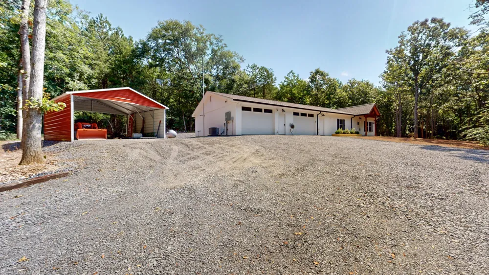 300 Mcclure Road Benton, TN 37307