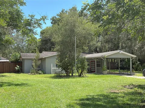 7806 ALAFIA RIDGE ROAD