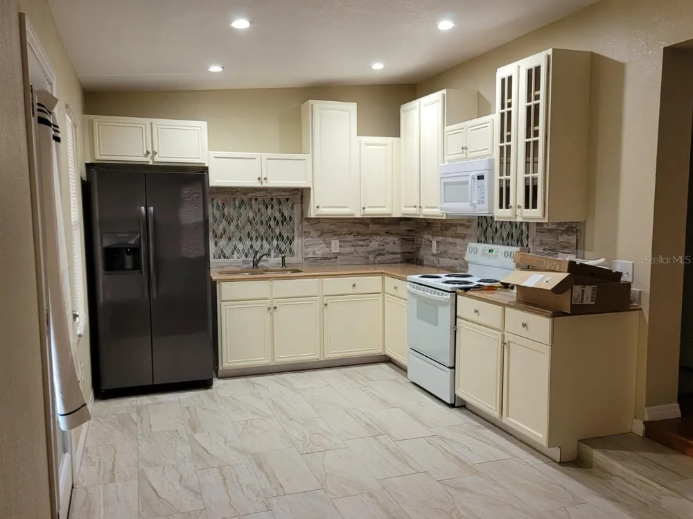 7806 ALAFIA RIDGE ROAD Riverview, FL 33569