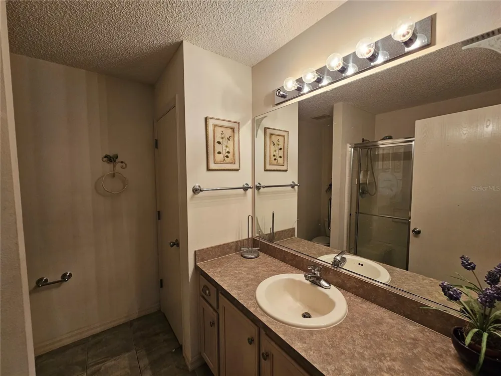 945 CANDLER PLACE The Villages, FL 32162